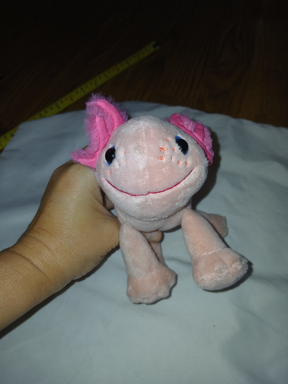 Scentsy Blush the Axolotl Buddy Clip  Berry Sweet Scent